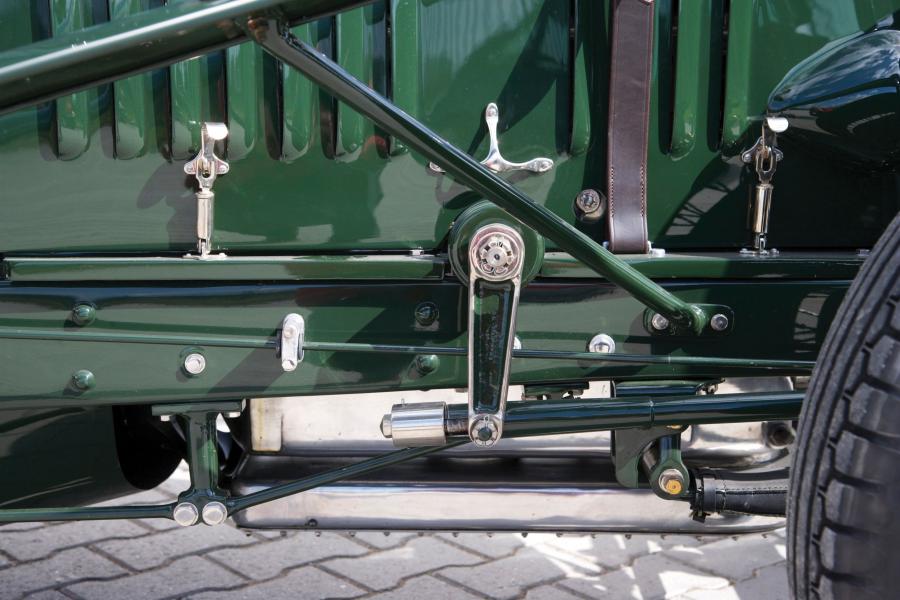 Детали экстерьера Bentley 4&frac12;-Litre Le Mans Tourer Replica 1925 года  (фото 6 из 23)